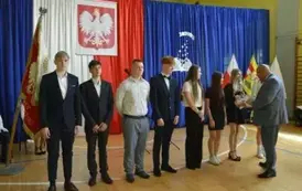 Zakończenie roku szkolnego klas 8a i 8b 71