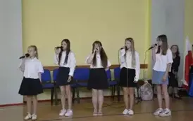 Zakończenie roku szkolnego klas 8a i 8b 77