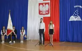 Zakończenie roku szkolnego klas 8a i 8b 87