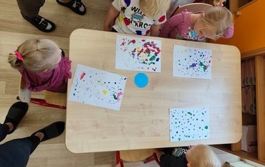 Międzynarodowy Dzień Kropki w naszym przedszkolu 34