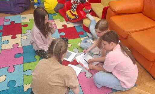 Wizyta klasy 3a w bibliotece