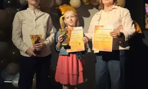 Sukcesy uczniów naszej szkoły na XII Festiwalu Wokalno–Teatralnym „Jesienne Spotkania”
